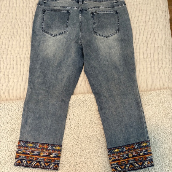 Coldwater Creek Embroidery Raw Hem Jeans sz 18 - Picture 9 of 11